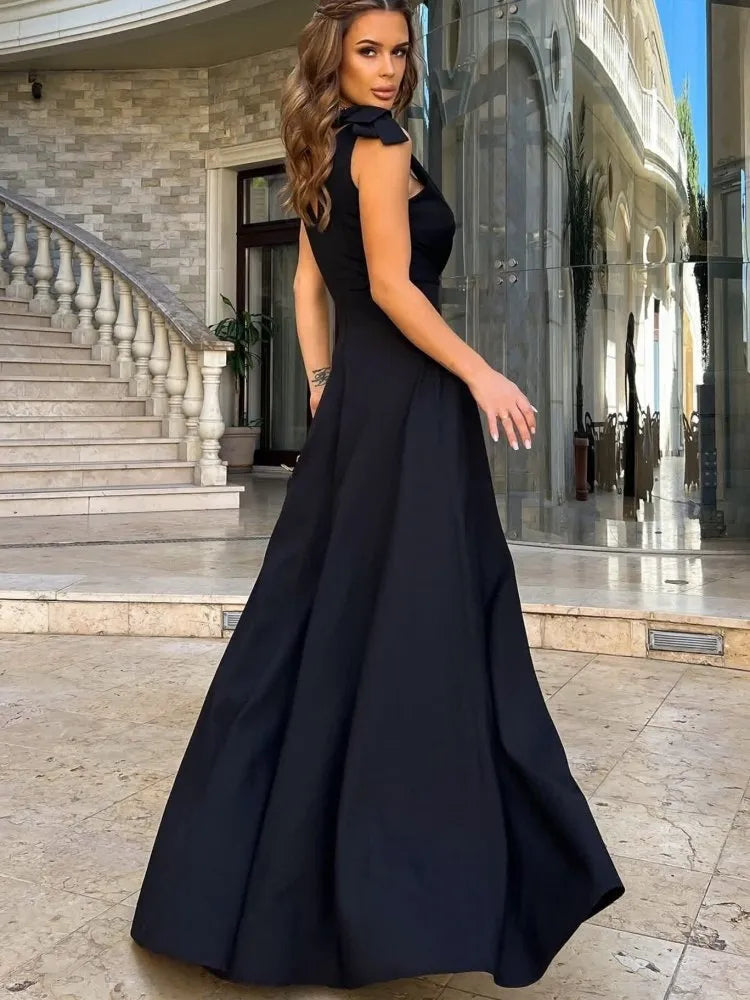 Geraldine | Elegant Black Maxi Dress