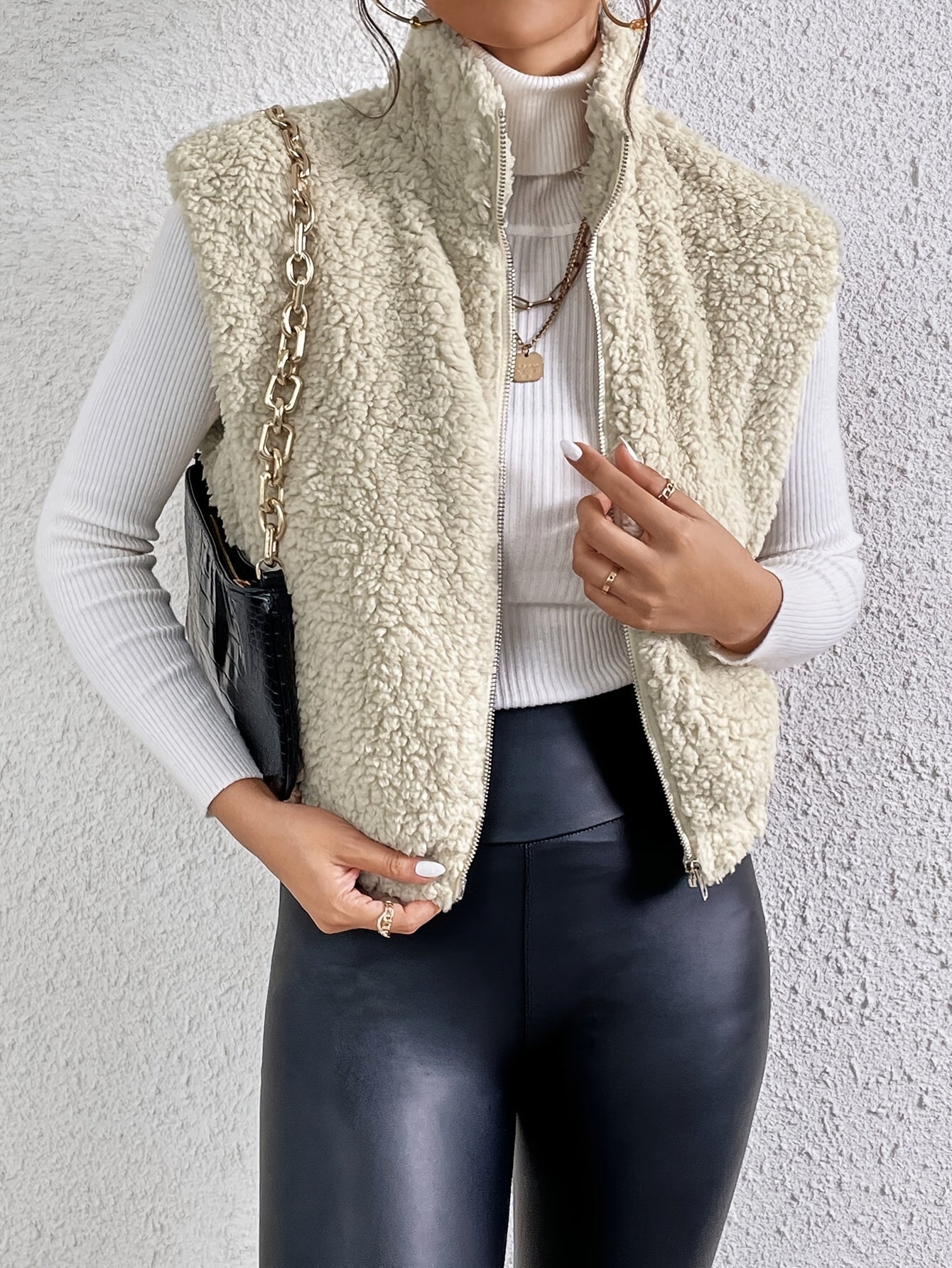 Warme teddy dames bodywarmer met rits en hoge kraag
