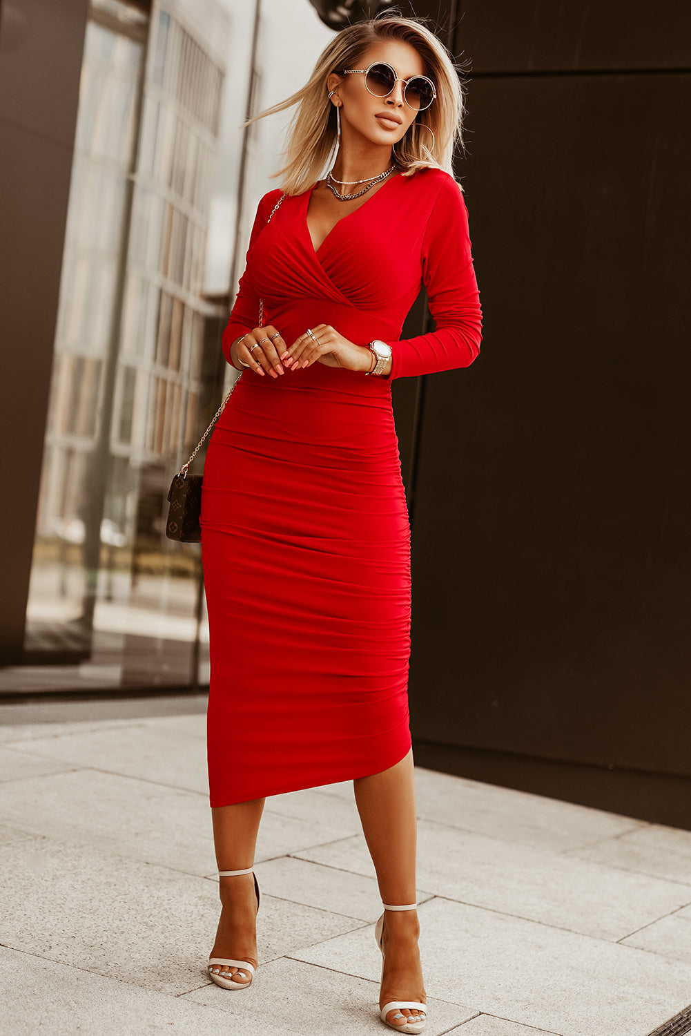 Rood Midi Jurk voor Dames met Lange Mouwen en V-hals
