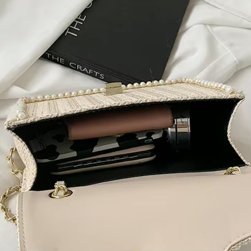 Baili | Elegante Rieten Schoudertas met Pareldetails