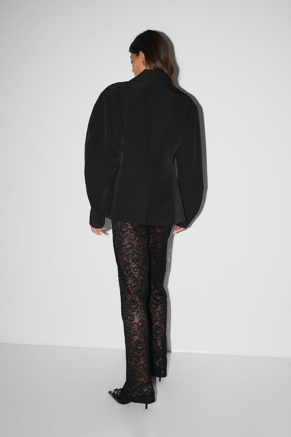 Pantalon élégant de luxe pour femmes avec dentelle et jambes larges