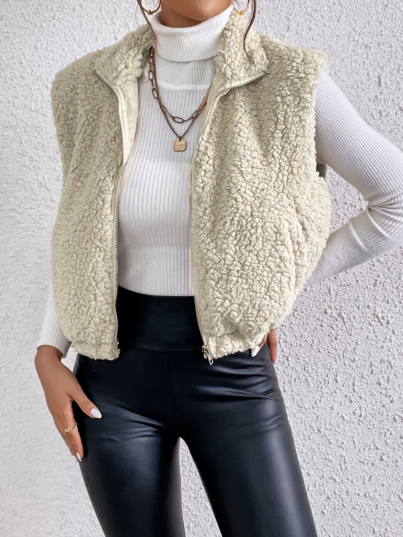 Warme teddy dames bodywarmer met rits en hoge kraag