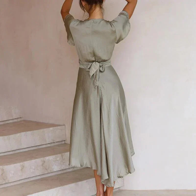 Falyn | Zijden Midi Jurk met Knoopdetail