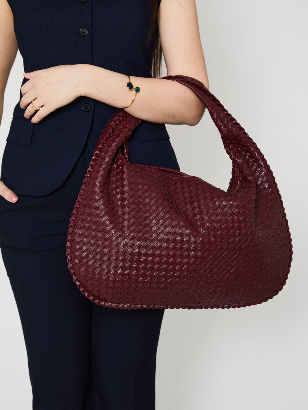 Sac à main de luxe bordeaux pour femmes avec design tressé