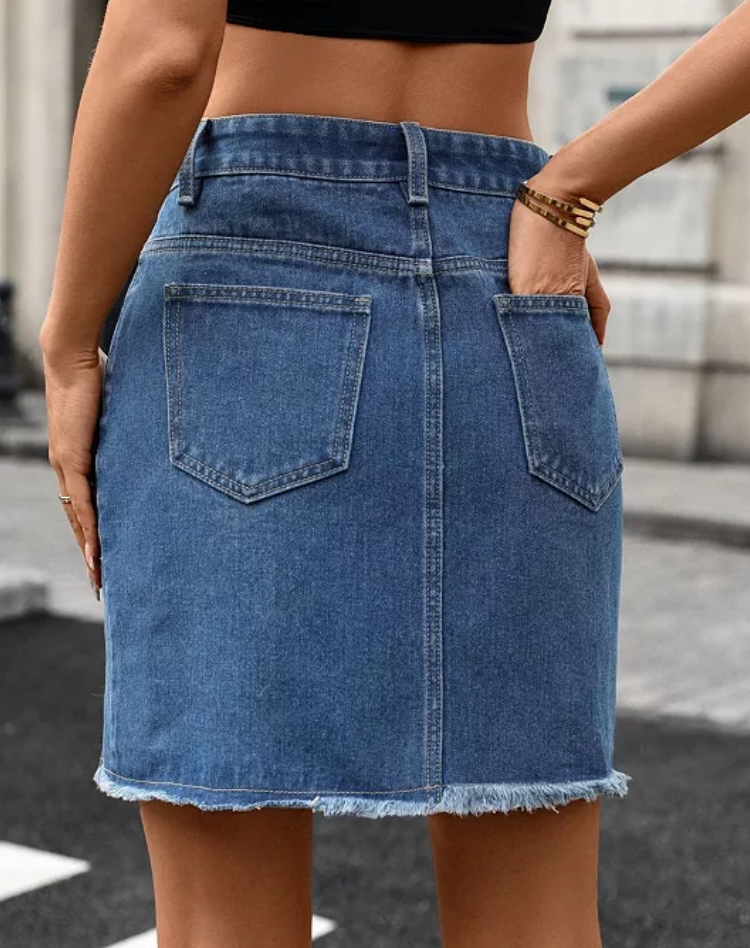 Rekbare Denim Dames Mini Rok met Hoge Taille en Gerafelde Zoom
