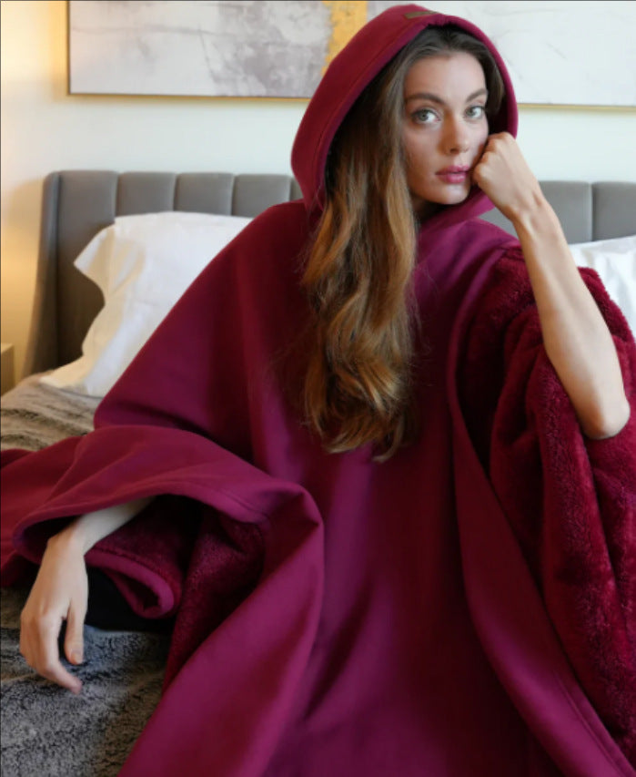 Cadie | Warme Oversized Cape met Capuchon
