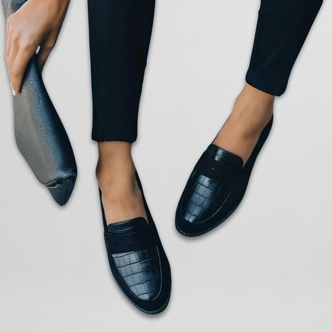 Zwarte Orthopedische Loafers Met Crocoprint Voor Dames