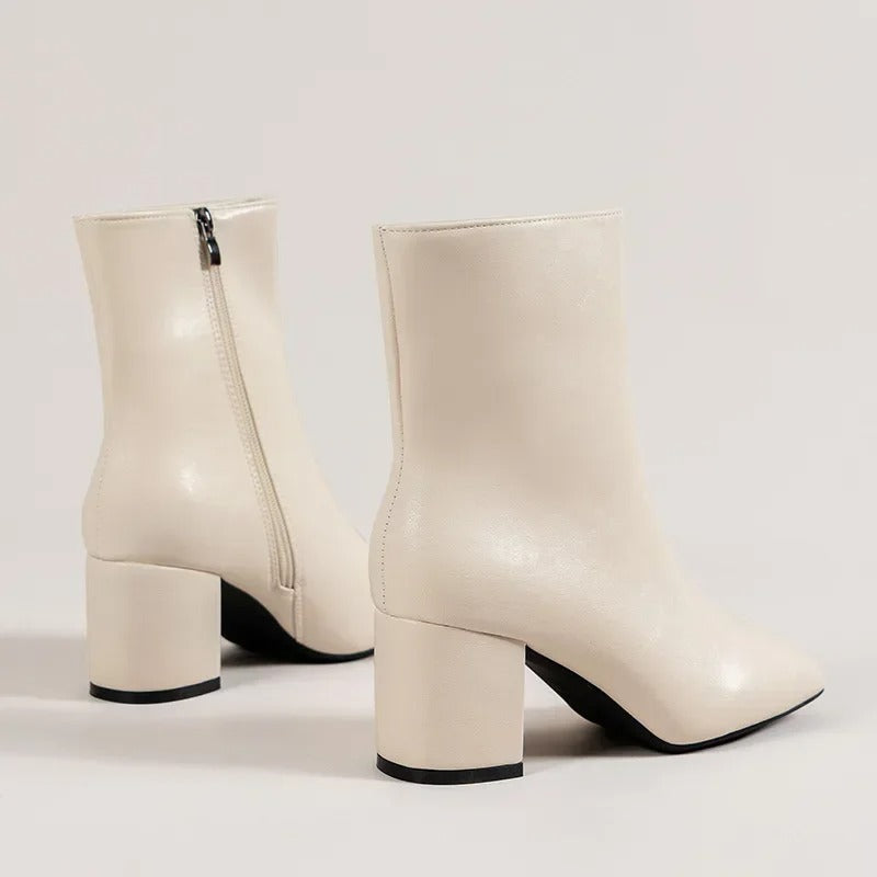 Bottines élégantes et confortables pour dames avec talon