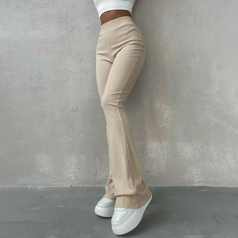 Comfortabele zachte dames broek met elegant getailleerd silhouet