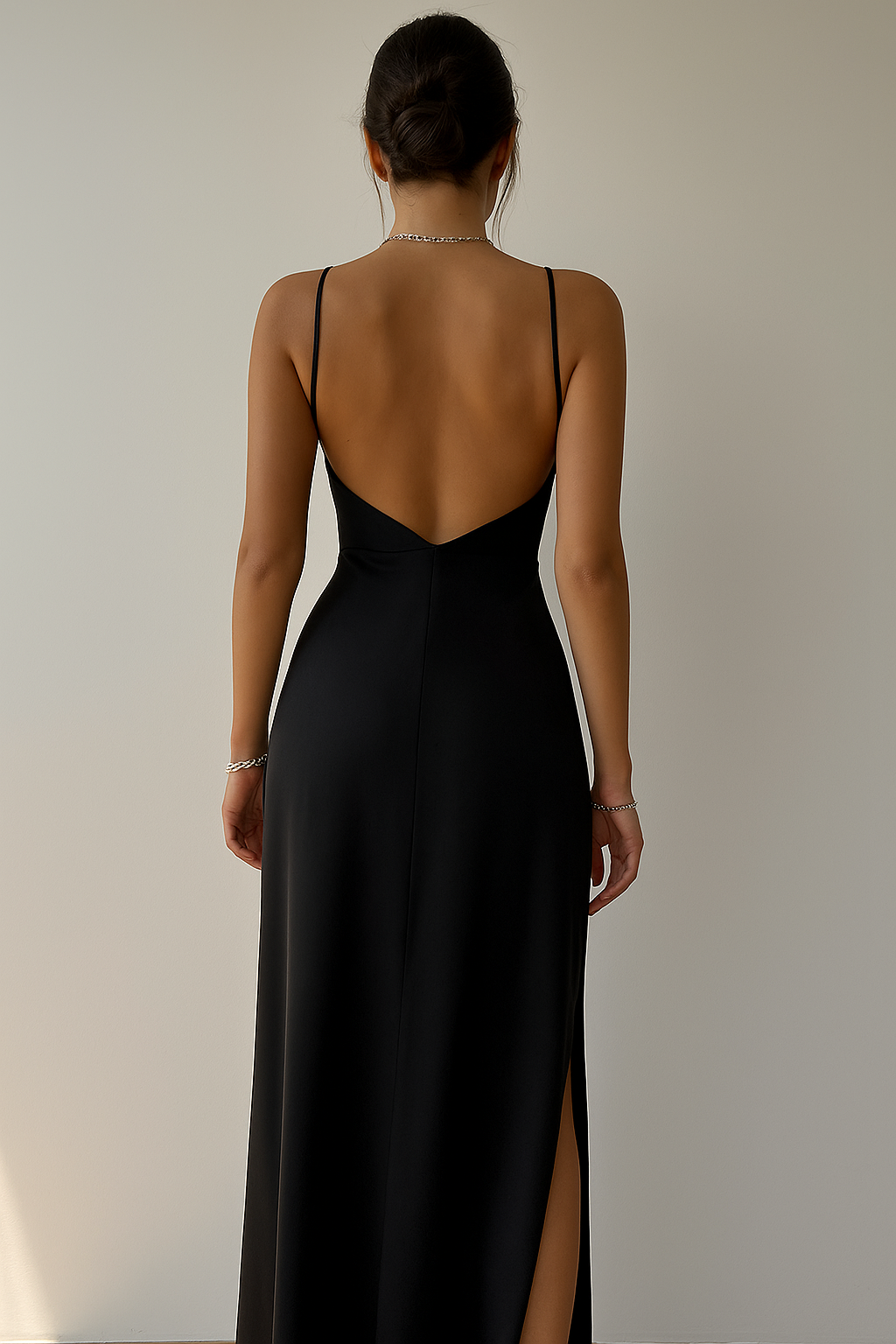 Maxime | Zwarte Maxi-jurk met Elegante Split