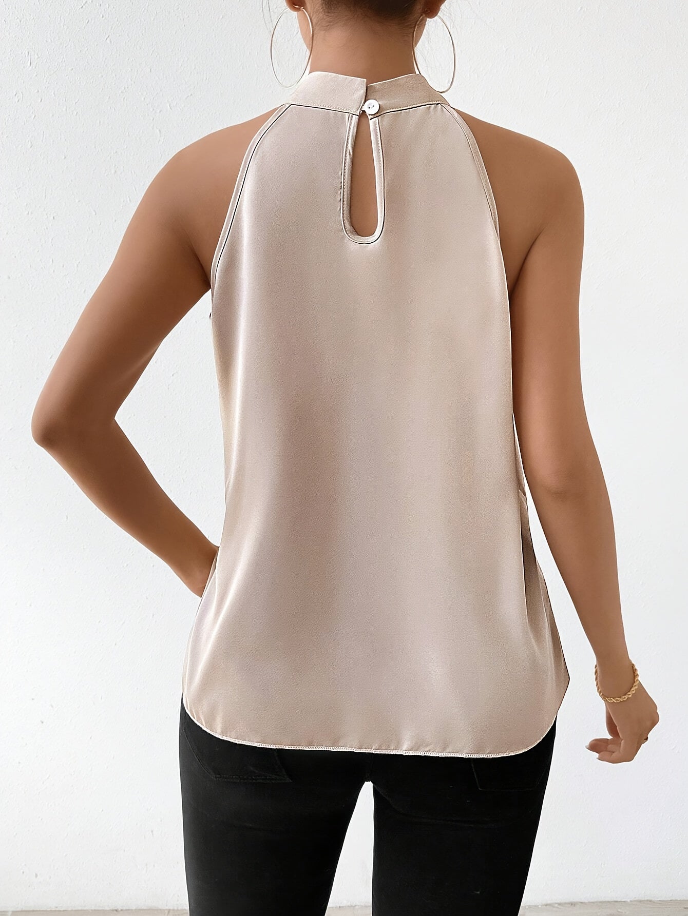Anjelina | Elegante Satijnen Top met Hoge Hals