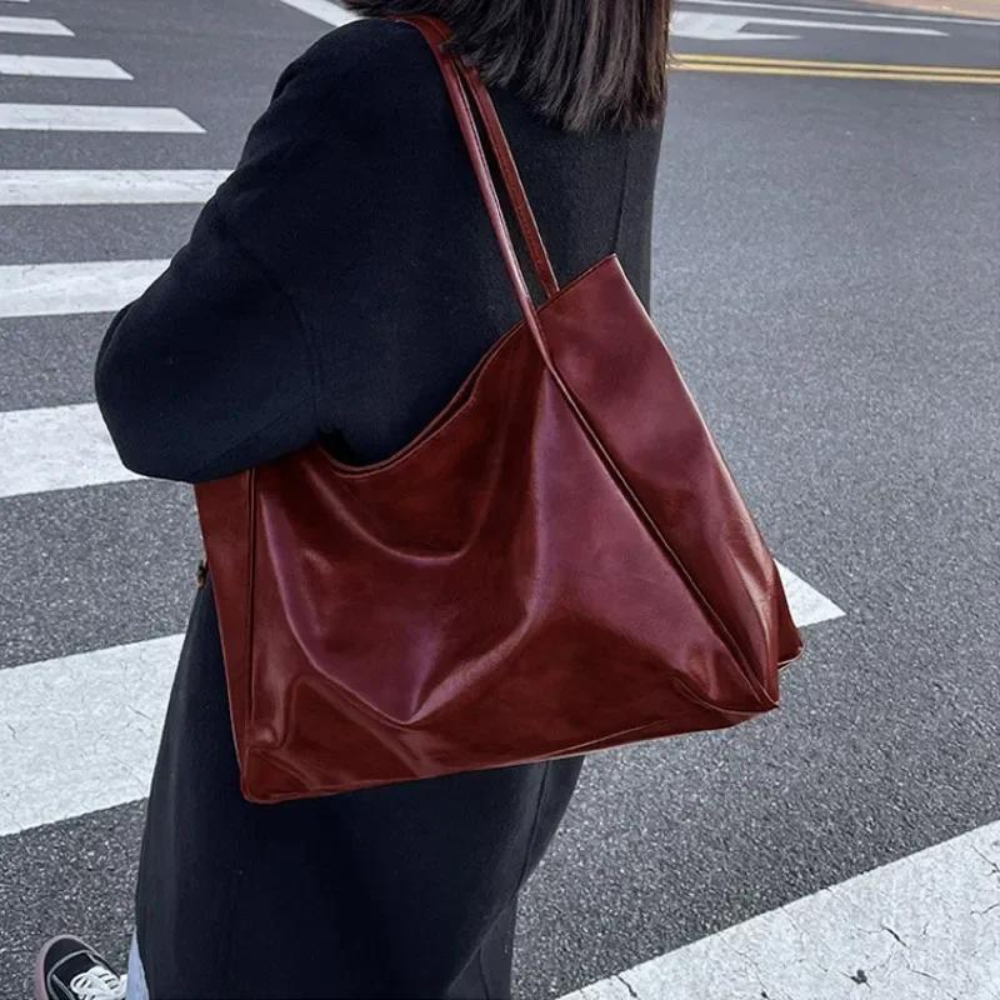 Zella | Leather Handbag in Bordeaux