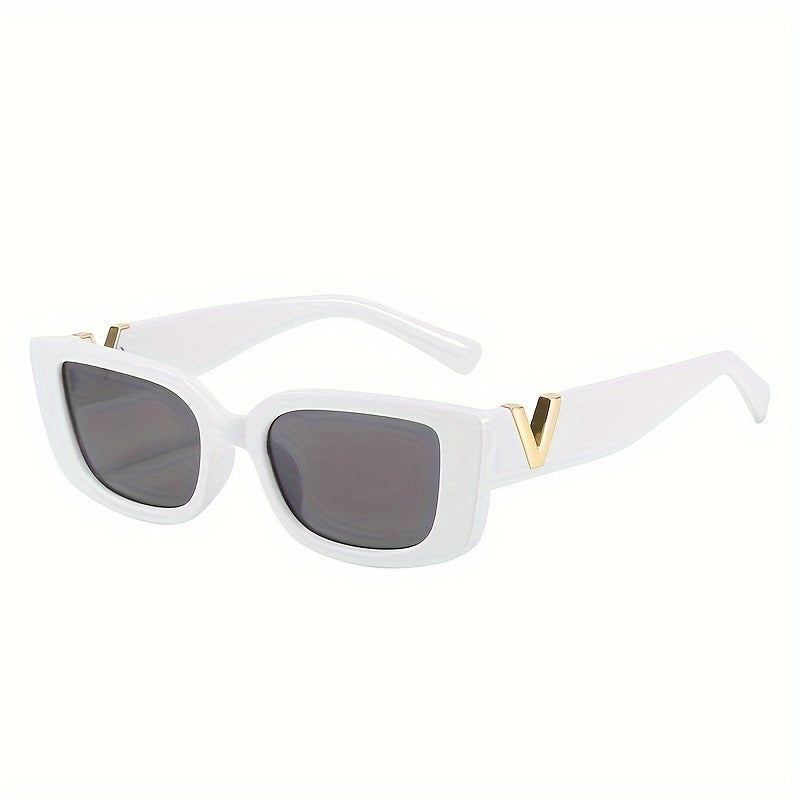 Macella | Retro Rectangular Sunglasses with Tortoise Frame