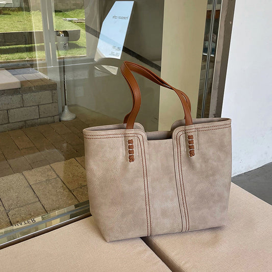 Trendy ruime dames shopper met comfortabele schouderbanden