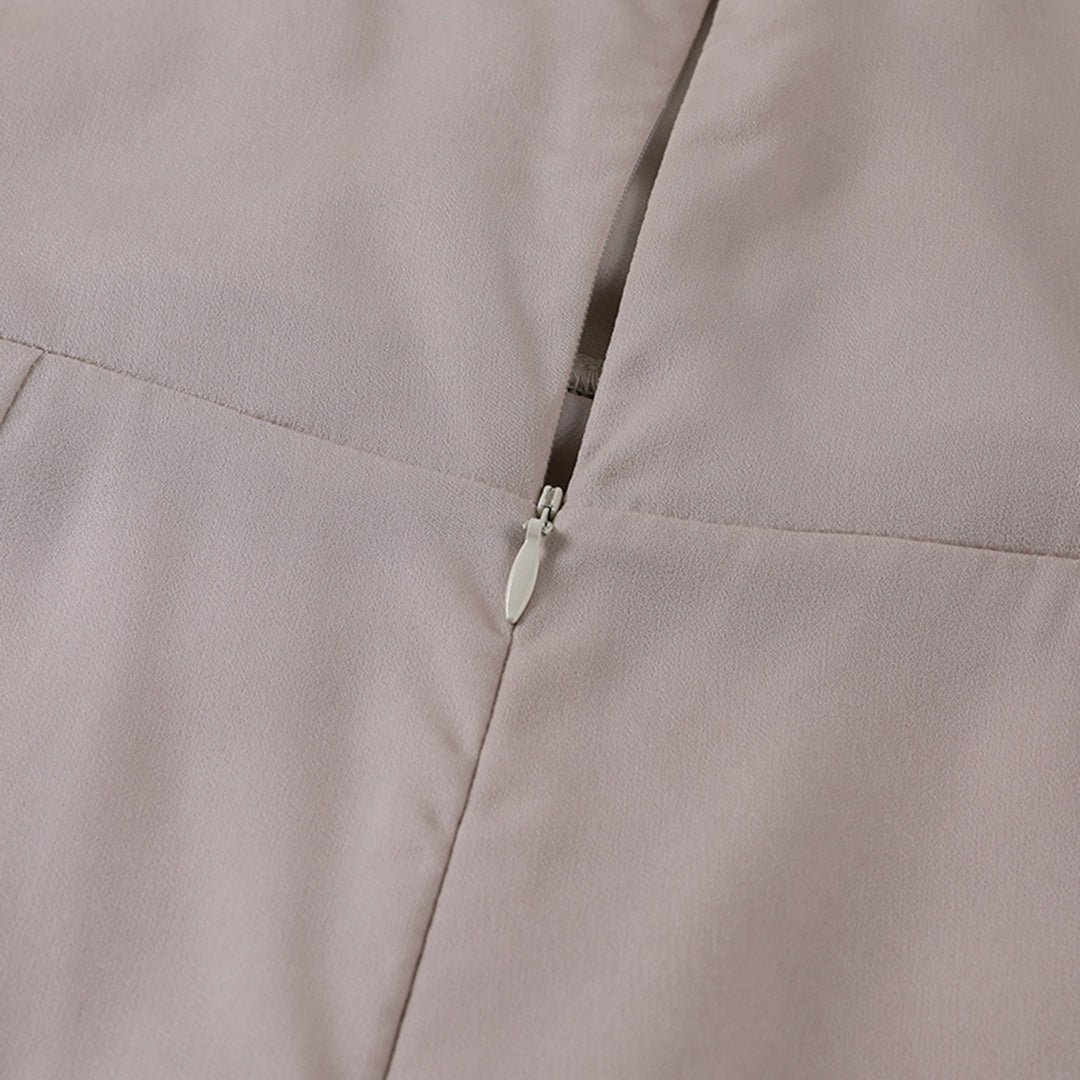 Armonie | Elegante Jurk met Watervalhals en Hoge Split