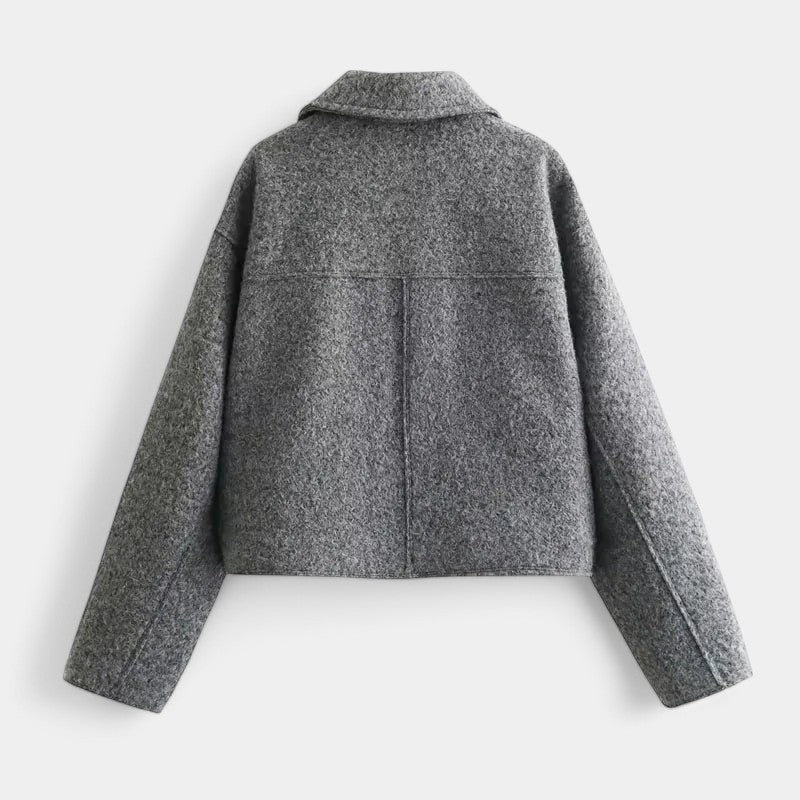 Oversized chique dames wollen jas met korte pasvorm en zakdetails