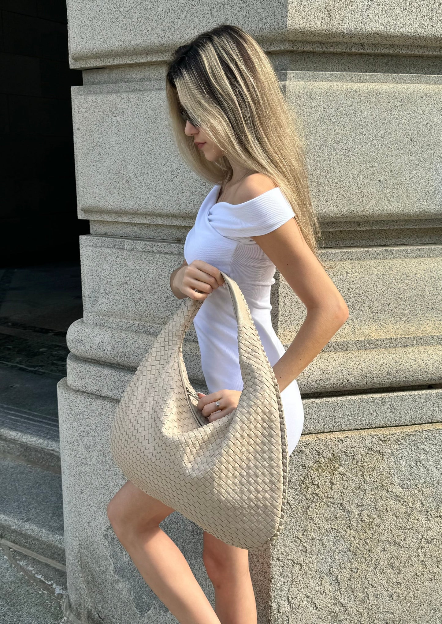 Valarie | Chic Beige Woven Handbag