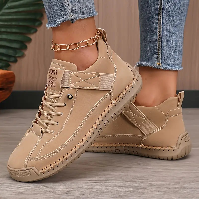 Sportieve Dames Schoenen met Stevige Zool en Moderne Look