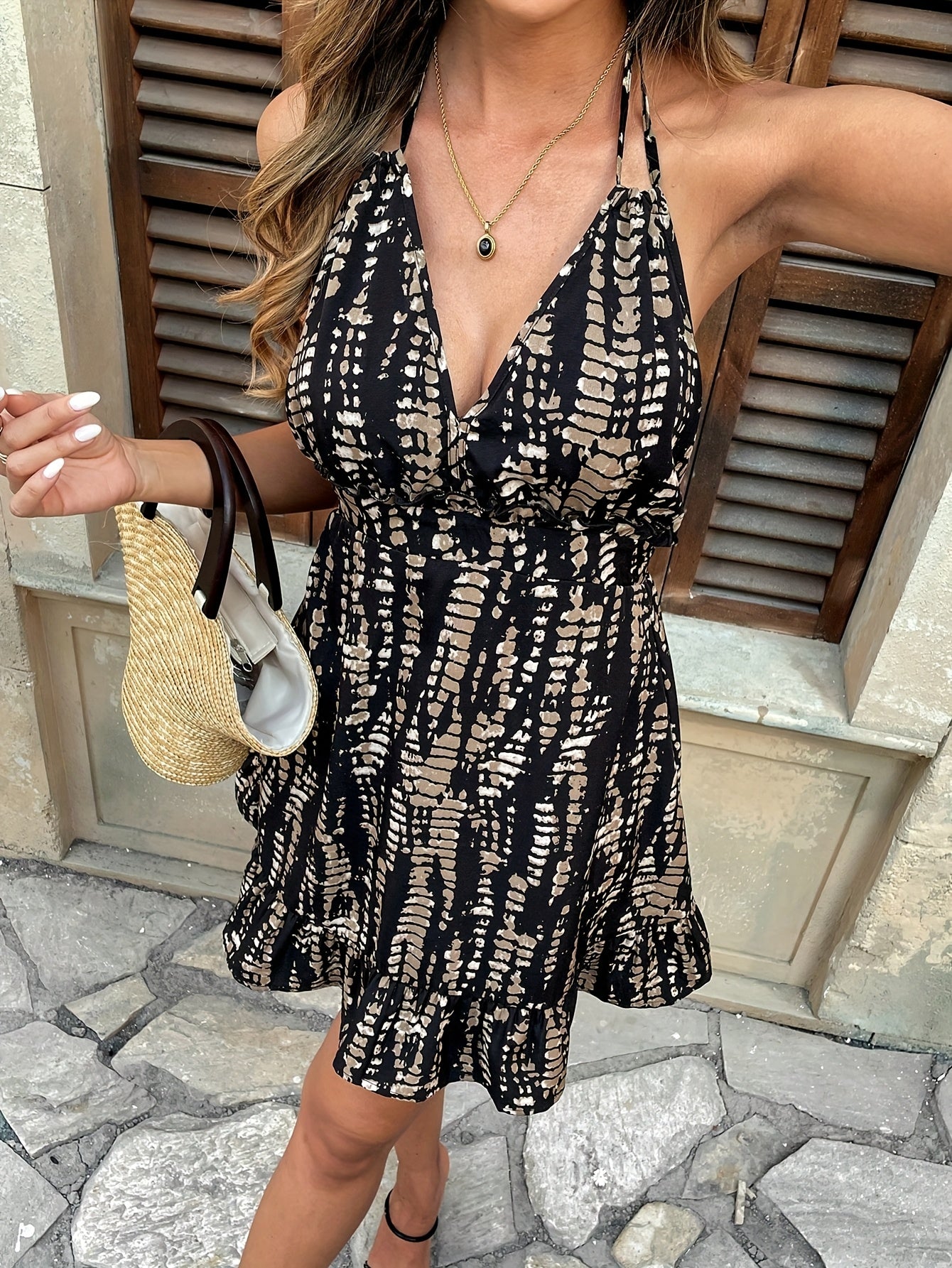 Yvonna | Zomerse Halterjurk met Abstracte Print
