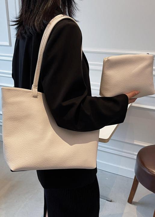 Trendy Spacious Women's Shoulder Bag with Soft Leather