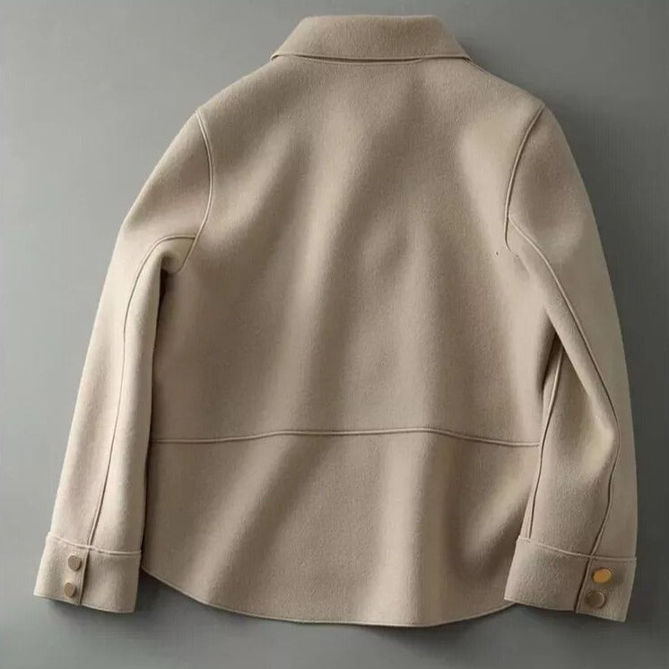 Stijlvolle Warme Chique Dames Jas met Elegante Knopen