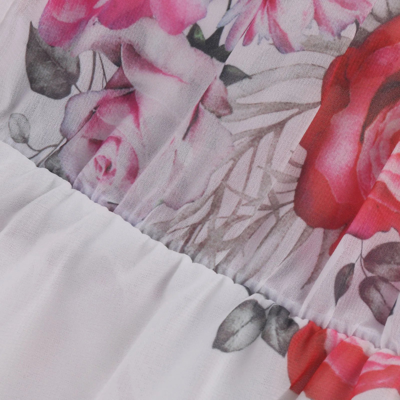 Luchtige Mini Zomerjurk Met Bloemenprint En Open Schouders