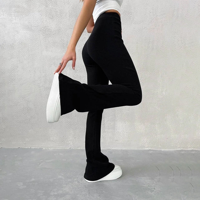 Comfortabele zachte dames broek met elegant getailleerd silhouet