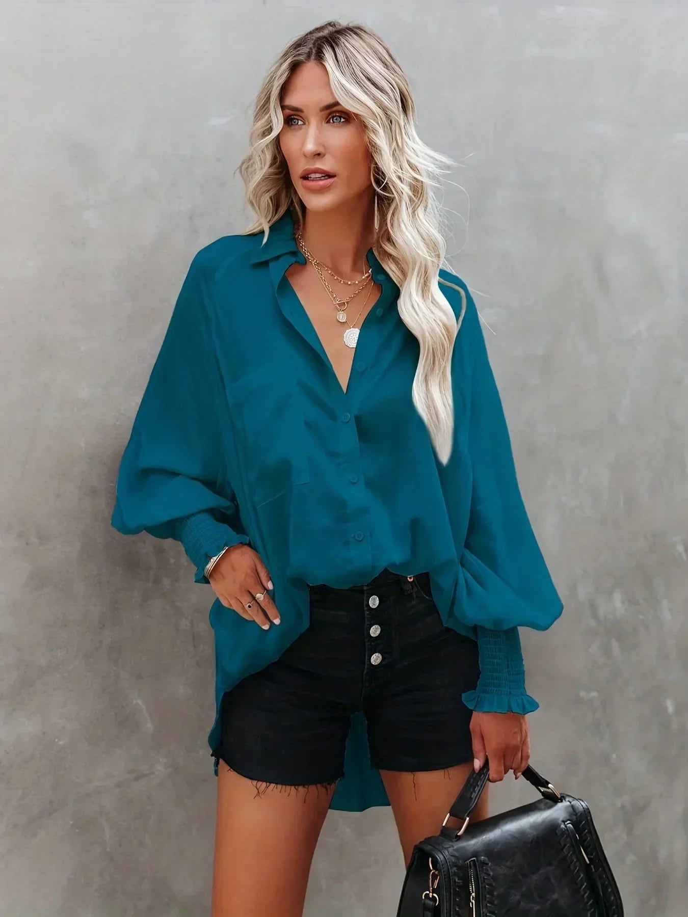Daze | Luchtige Blouse met Nonchalante Elegantie