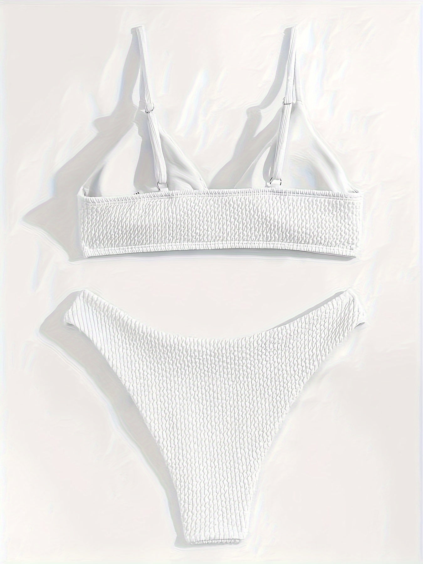 Mariessa | Minimalistische Bikiniset met Textuur en Triangel Top