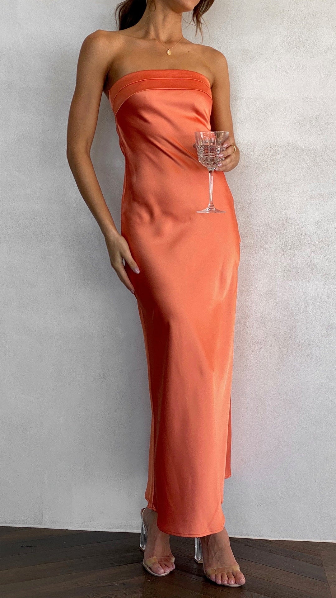 Rifka | Strapless Maxi Jurk met Satijnlook