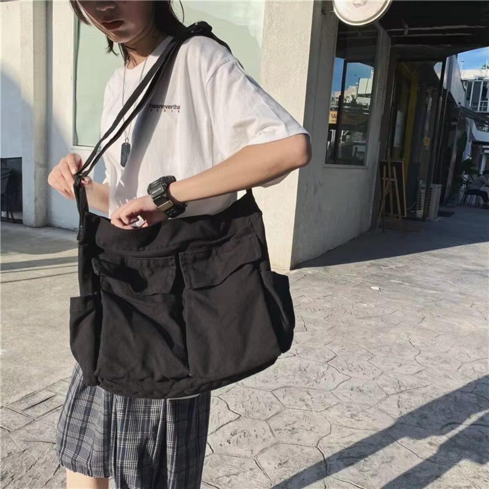 Carol | Shoulder Bag with Fold Design