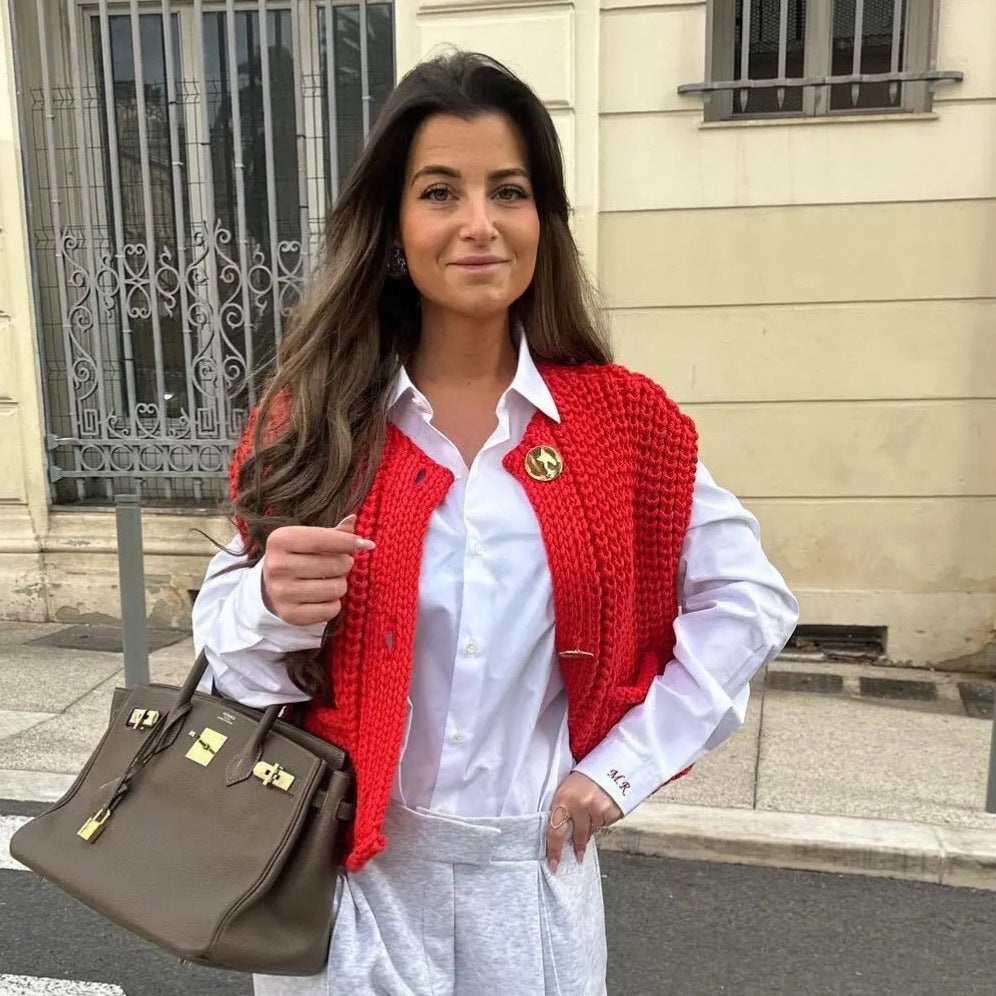 Liona | Gebreid Mouwloos Vest met Gouden Knopen