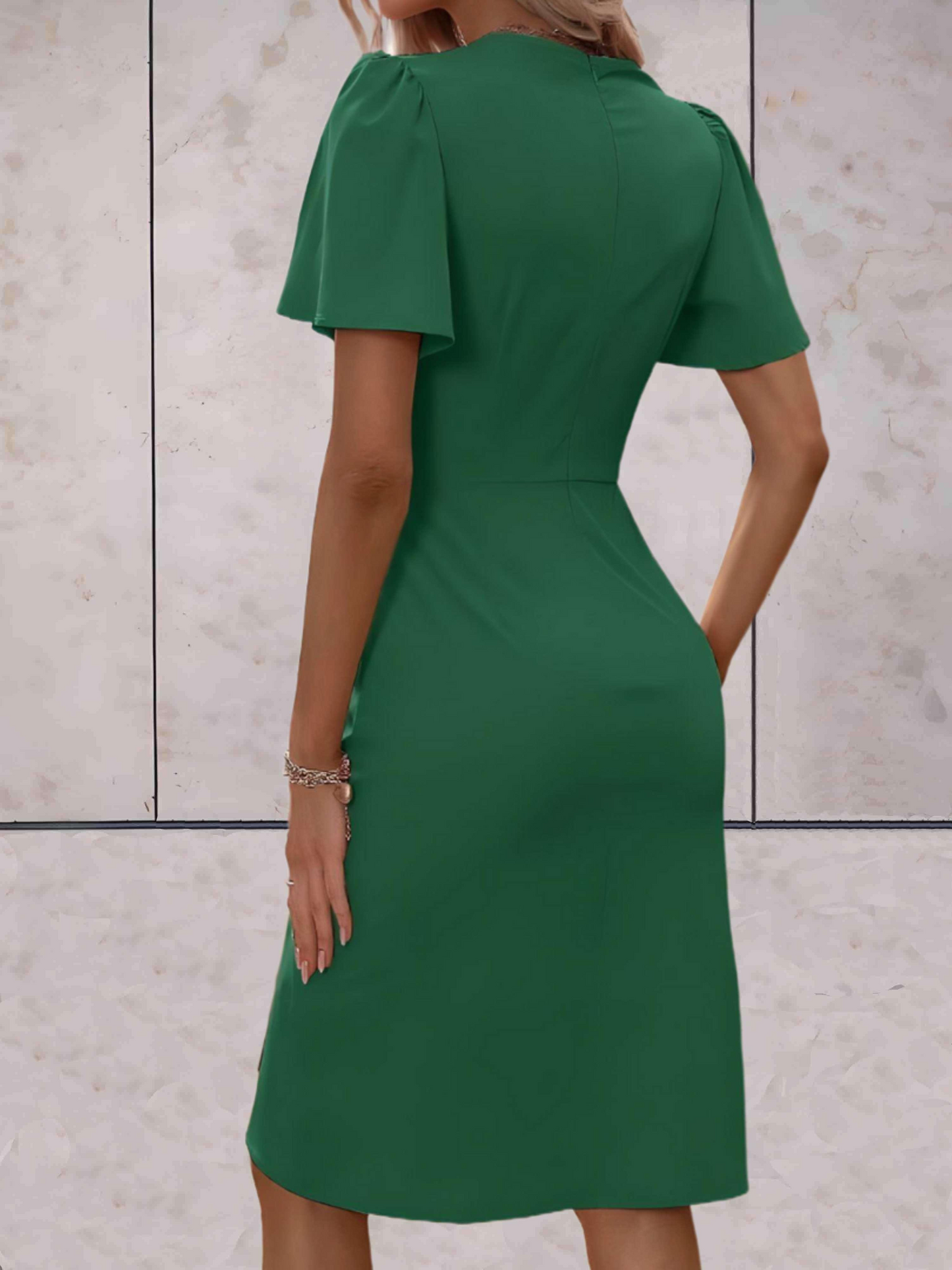 Skila | Elegante Wikkeljurk met Korte Mouwen