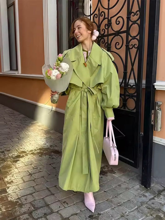 Lange Oversized Groene Dames Trenchcoat met Ceintuur