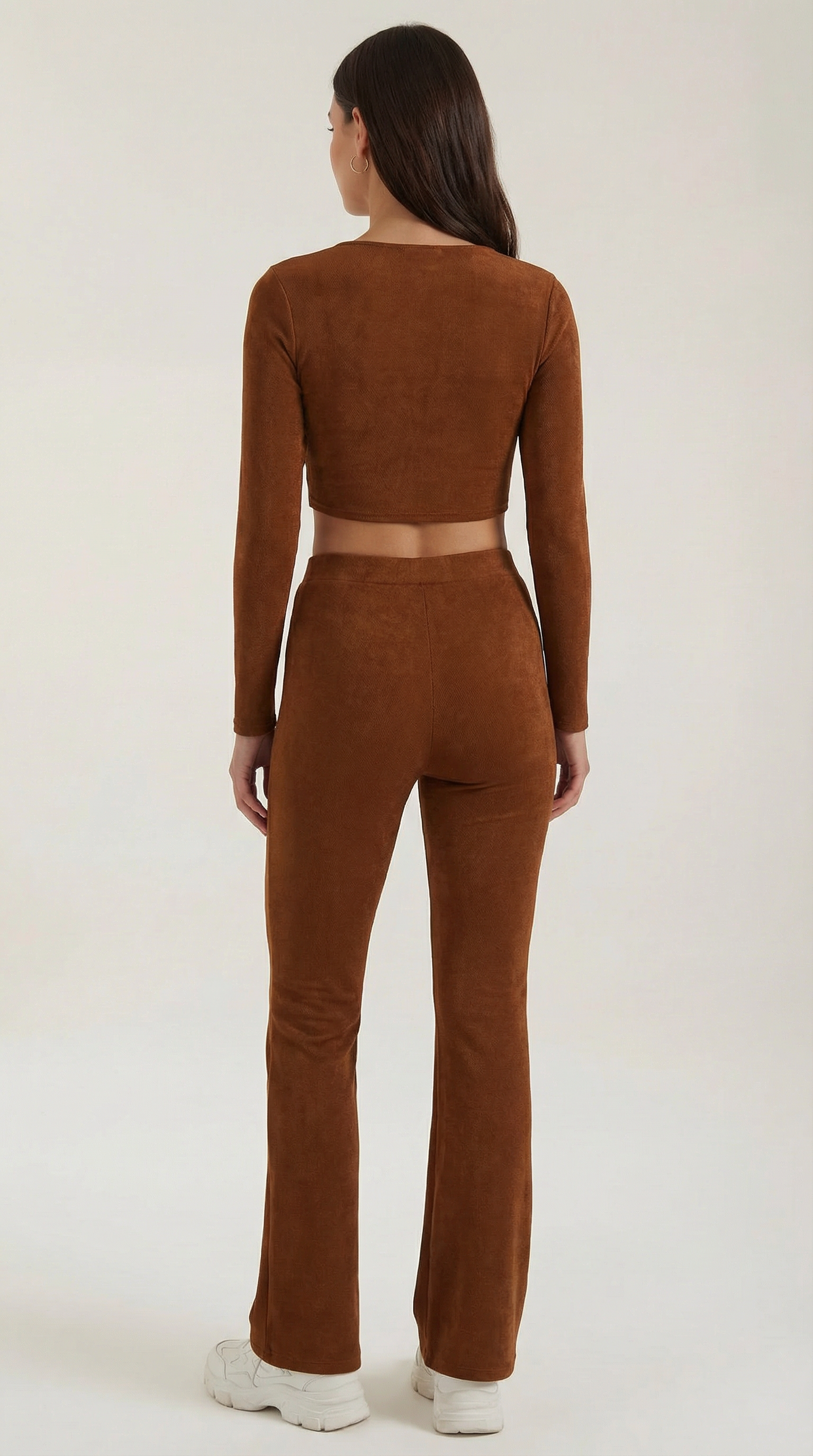 Trendy Co Ord Set voor Vrouwen met Crop Top en Flared Broek