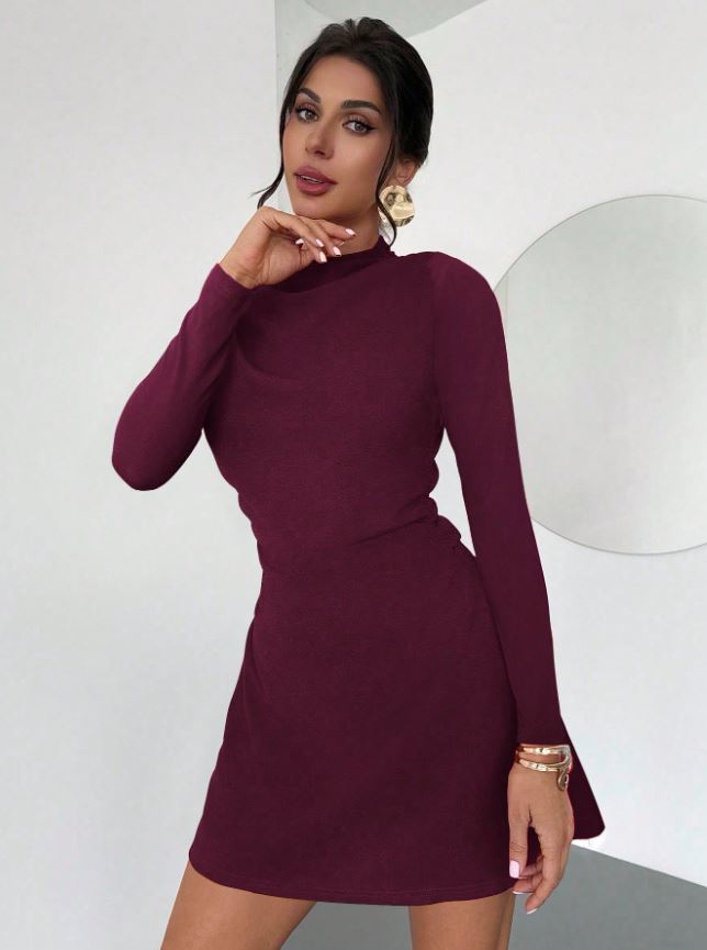Chic Red Women's Mini Dress with Long Sleeves