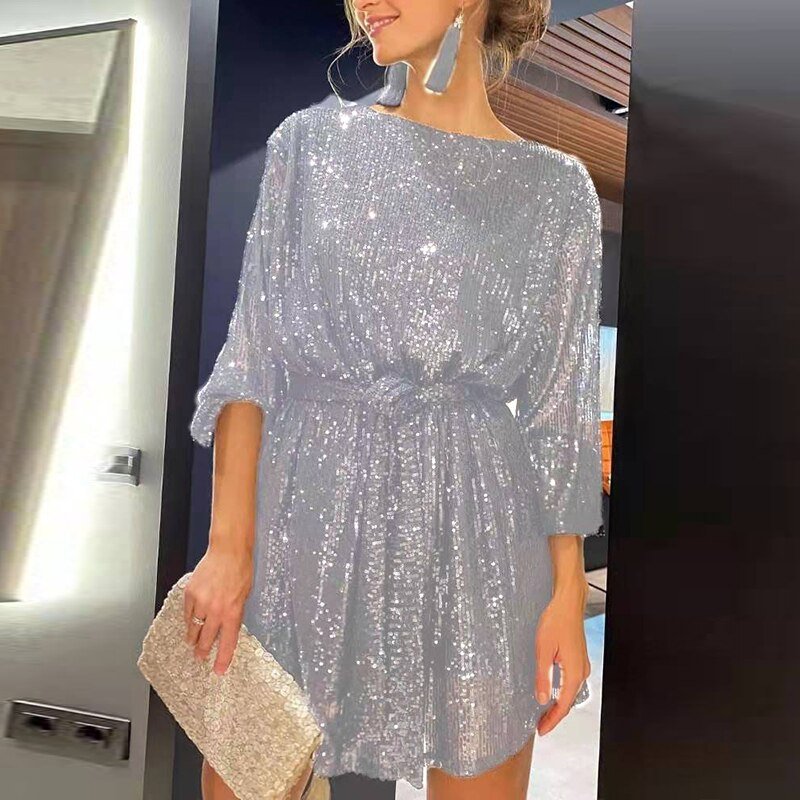Lacie | Oversize'owa sukienka z cekinami z asymetrycznym detalem