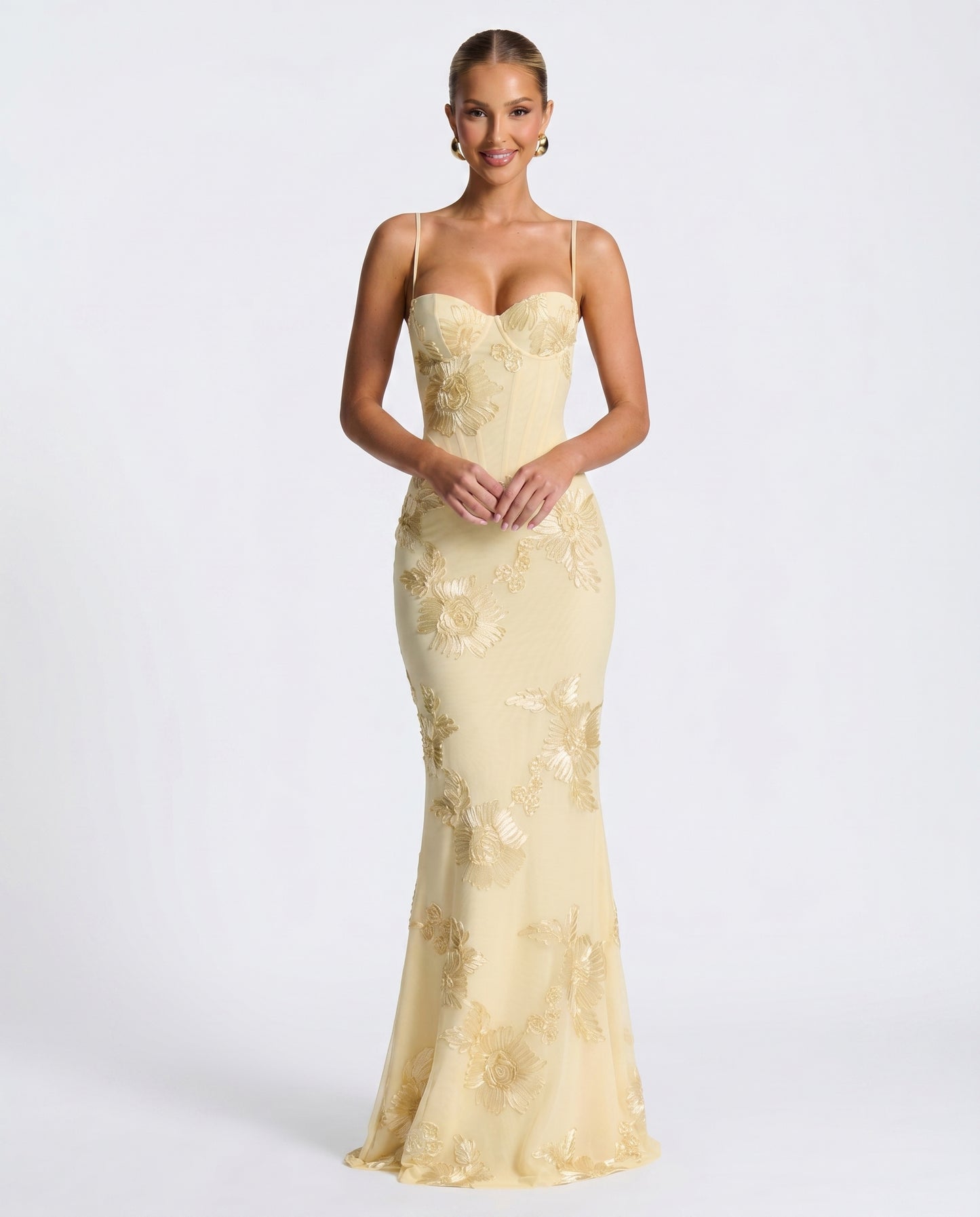 jasmine-bloemen-jacquard-jurk-geel-1