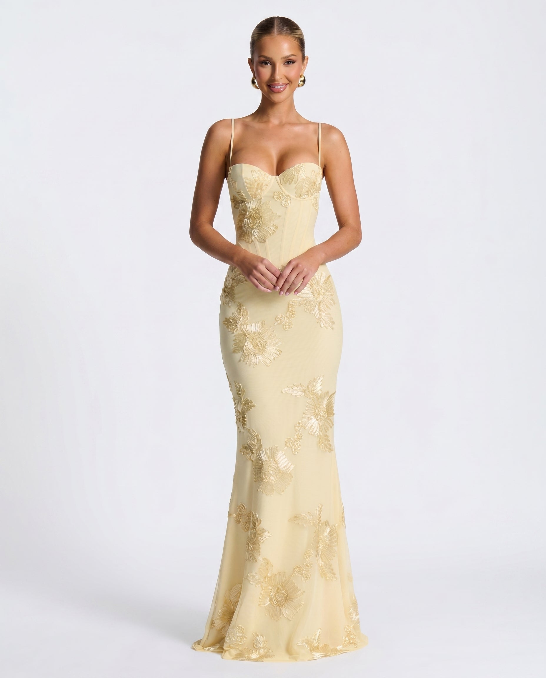 jasmine-bloemen-jacquard-jurk-geel-1