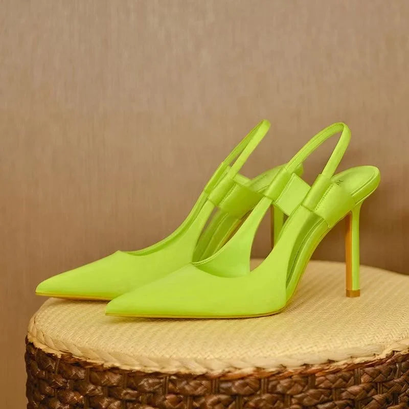 Philia | Puntige Slingback Hakken met Hoge Hak