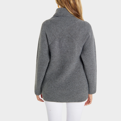 Oversized Warm Women's Turtleneck Sweater with Soft Fabric