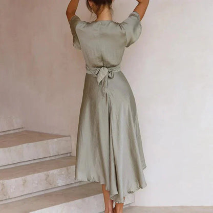 Falyn | Zijden Midi Jurk met Knoopdetail