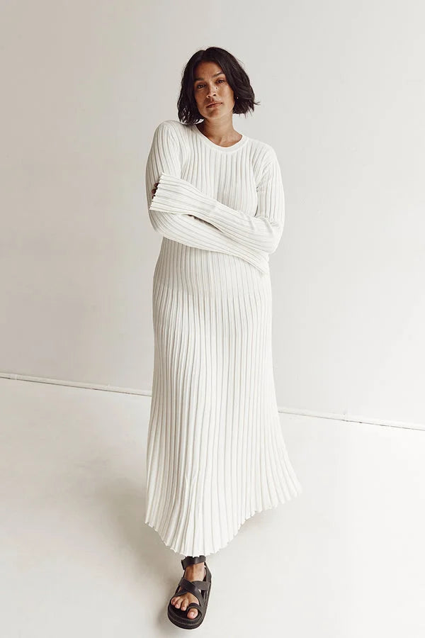 Camelia | Gebreide Maxi Jurk met Lange Mouwen