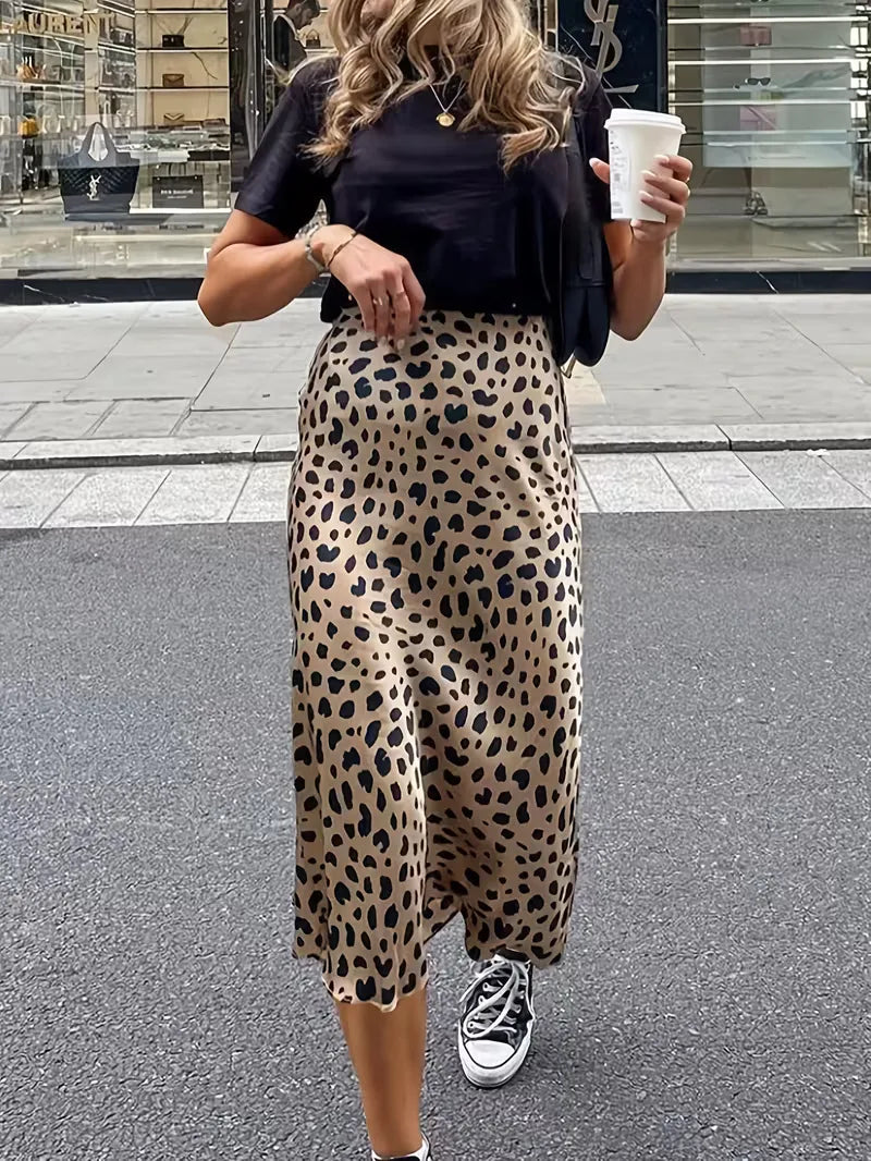 Satijnen rok met luipaardprint