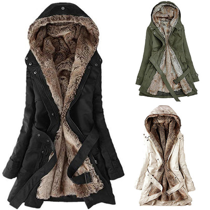 Warme gevoerde dames parka met ceintuur en chique details