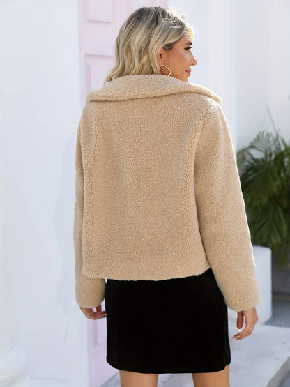 April | Beige Imitatiebont Jas