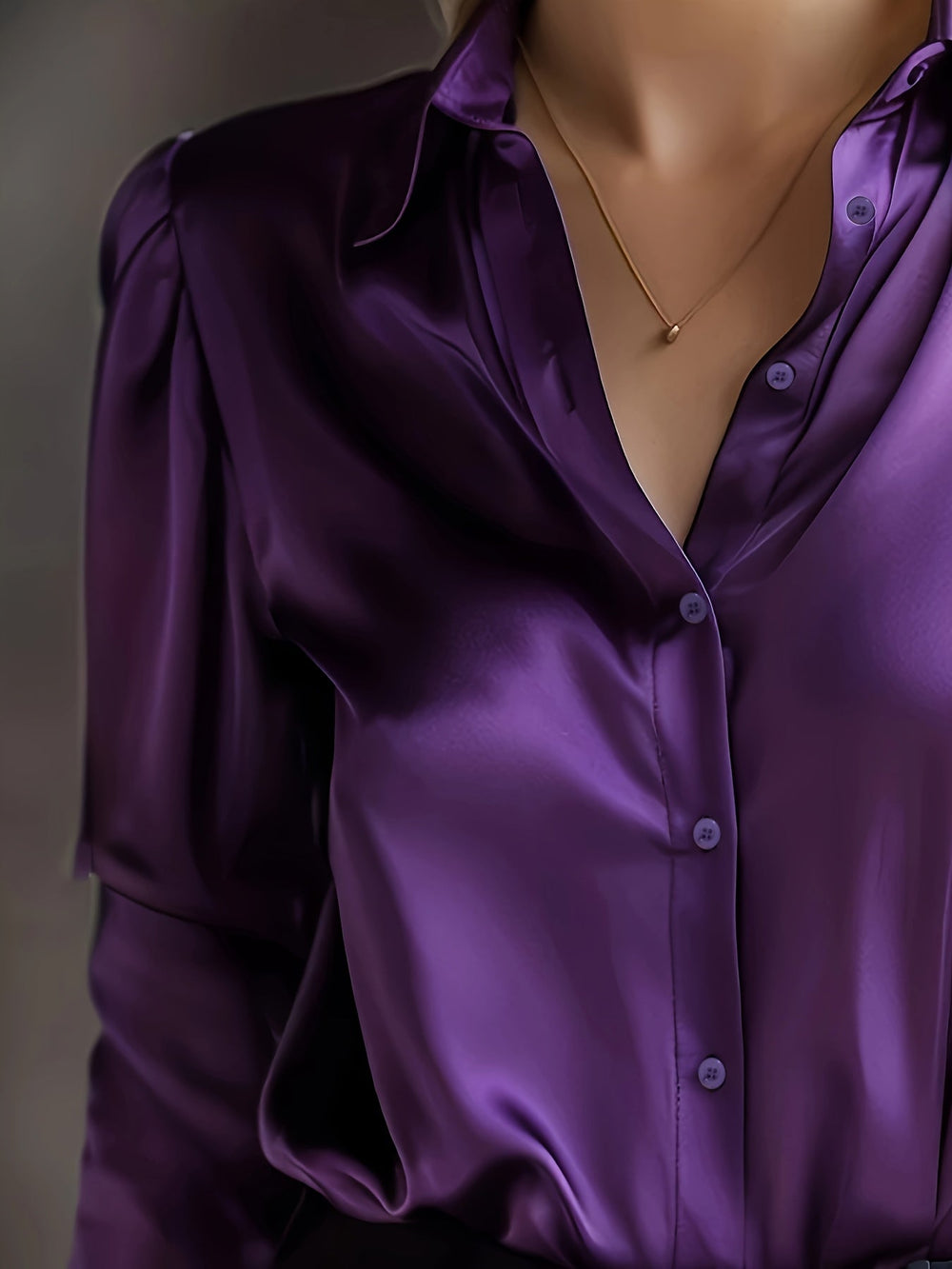 Blouse élégante pour femmes avec col classique et manches longues