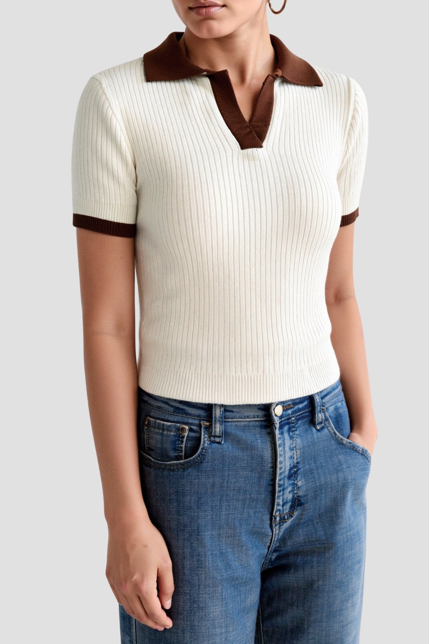 Elegante Dames Polo met Ribpatroon en V-hals