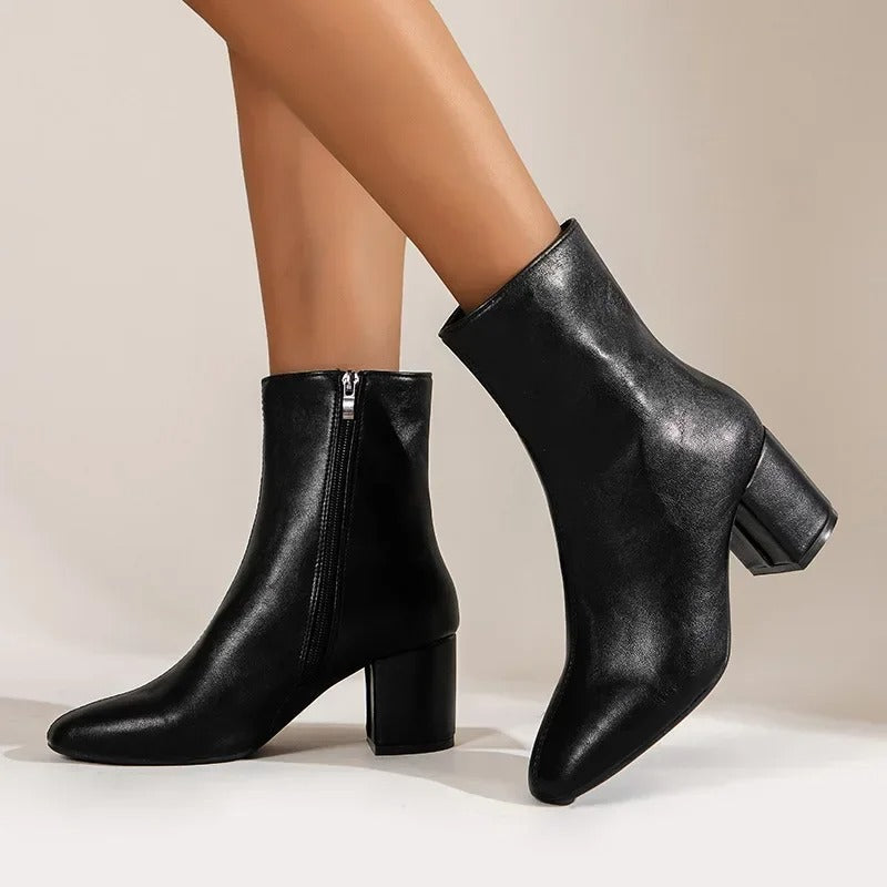 Bottines élégantes et confortables pour dames avec talon