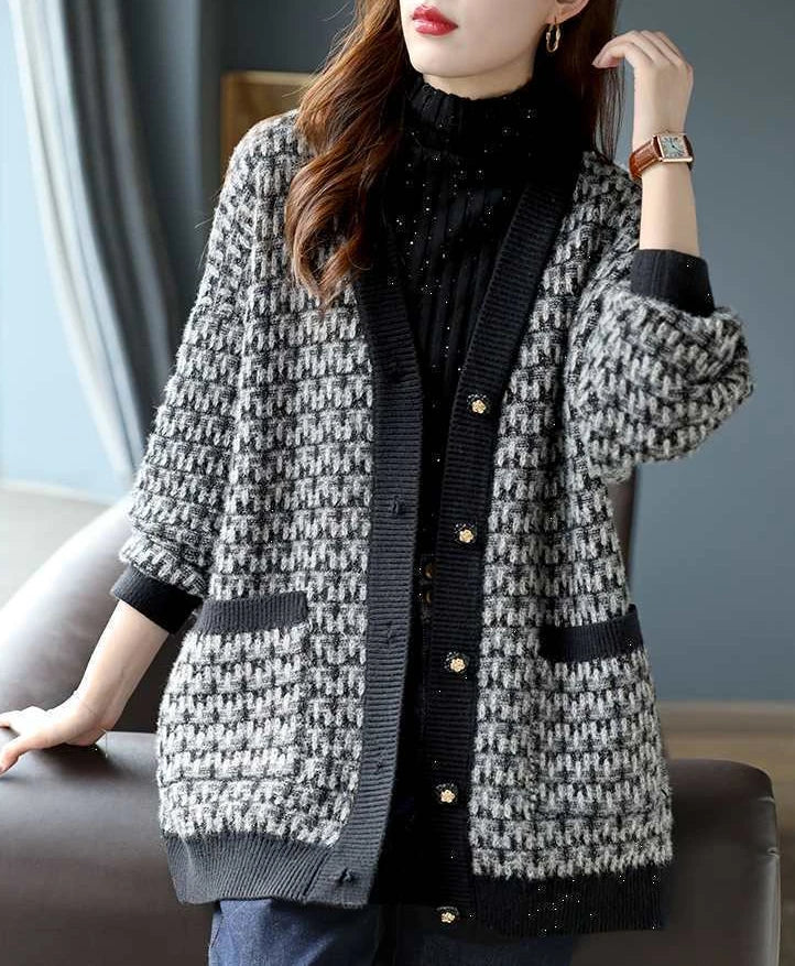 Comfortabele Dames Cardigan met Klassiek Gebreid Motief